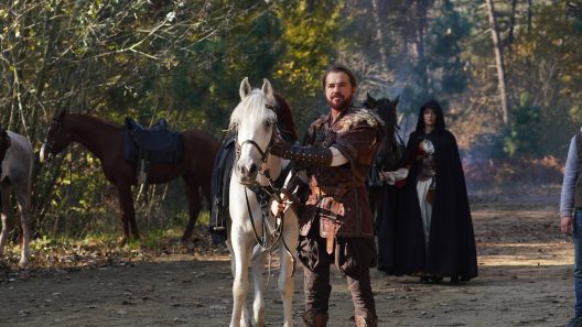 مسلسل بربروس الحلقة 11 قصة عشق