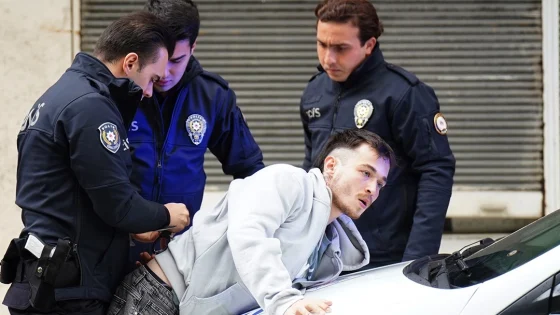 مسلسل المحتالون الحلقة 4 قصة عشق